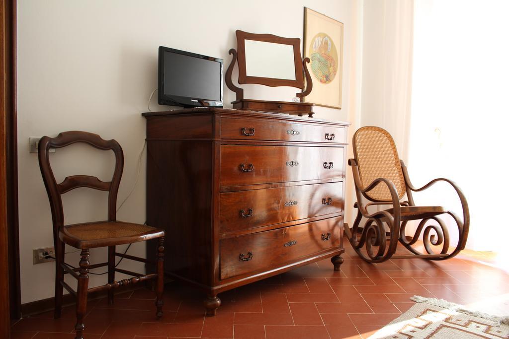 B&B Dimora Morelli Gubbio Cameră foto
